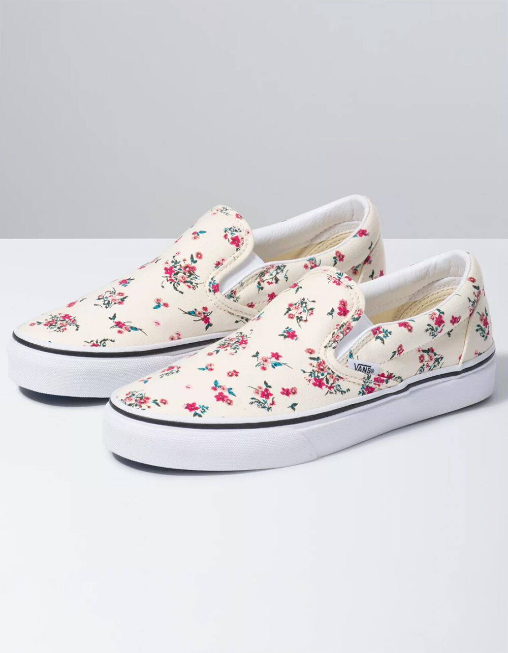 VANS Ditsy Floral Classic Slip-On Womens Shoes - CLASSIC WHITE/TRUE ...