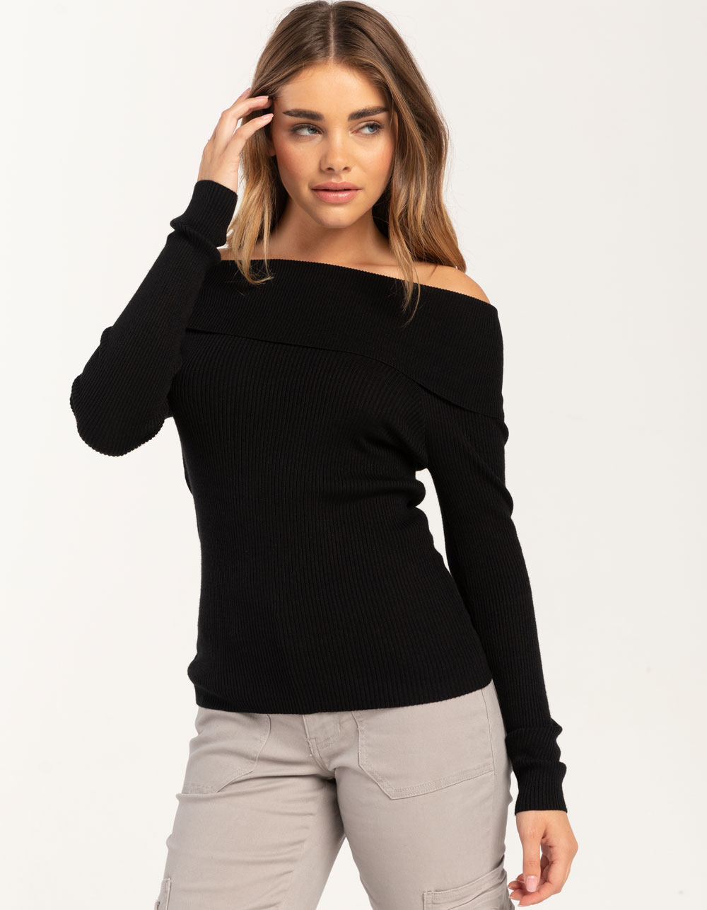 Women's Off-The-Shoulder Sweater Top