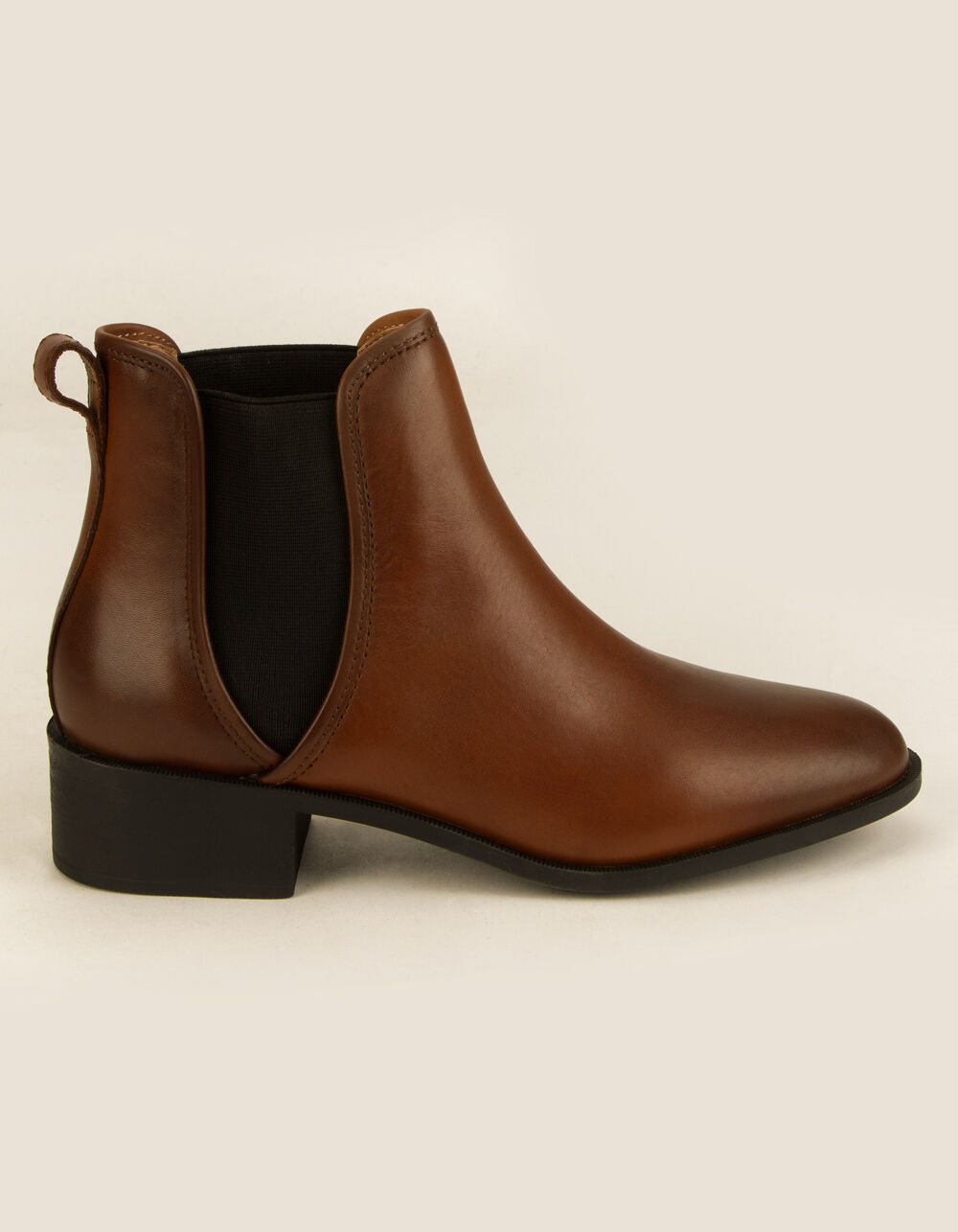 STEVE MADDEN Dares Leather Womens Chelsea Boots - COGNAC | Tillys
