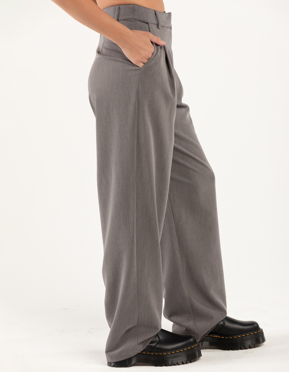 MOTEL Skara Womens Wide Leg Trouser - CHARCOAL | Tillys