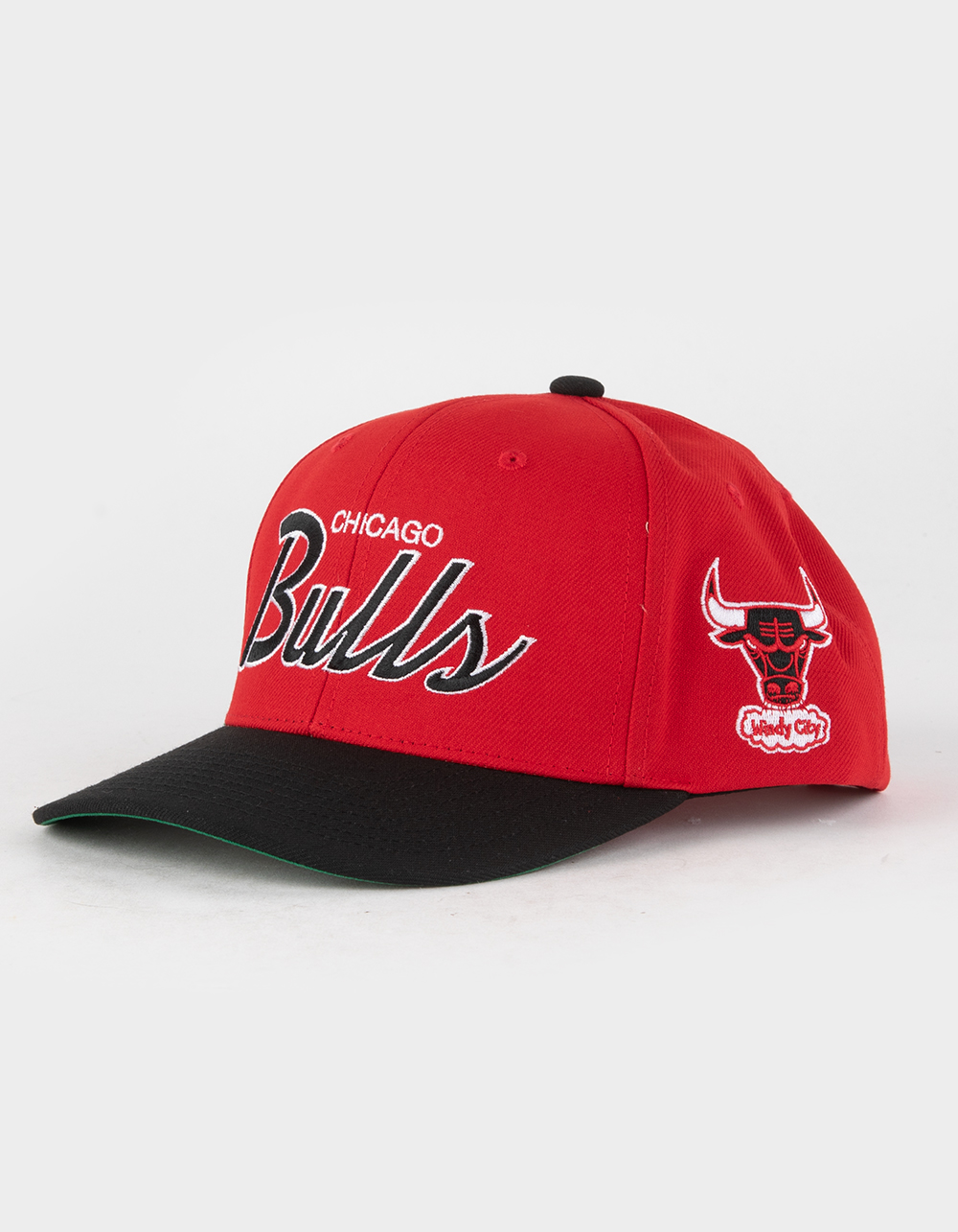 Mitchell & Ness Team Script 2.0 Chicago Bulls Snapback Hat - Red - One Size
