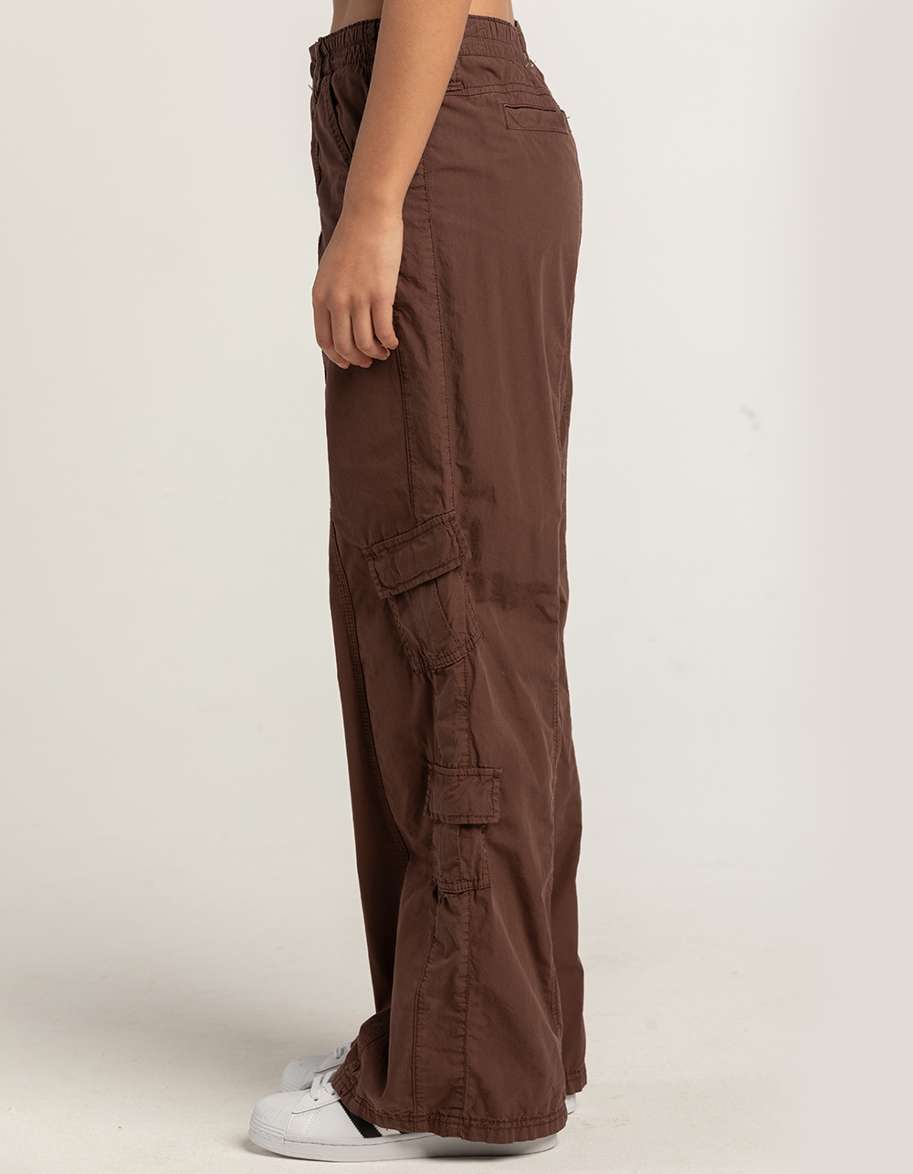 BDG Urban Outfitters Y2K Womens Low Rise Poplin Cargo Pants - CHOCOLATE ...