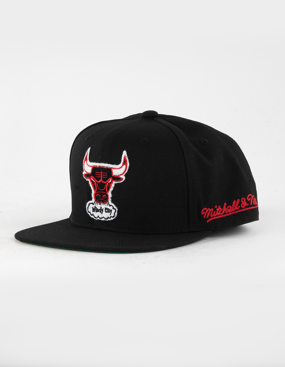 MITCHELL & NESS Chicago Bulls Mens Stretch Fitted Hat - BLACK | Tillys