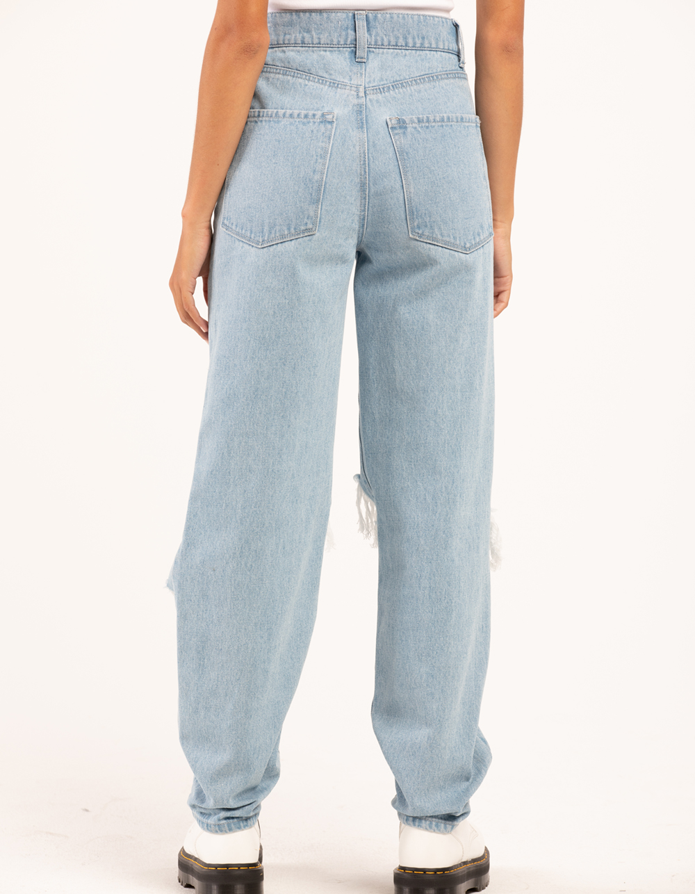 RSQ Womens High Rise Baggy Jeans - LIGHT WASH, Tillys
