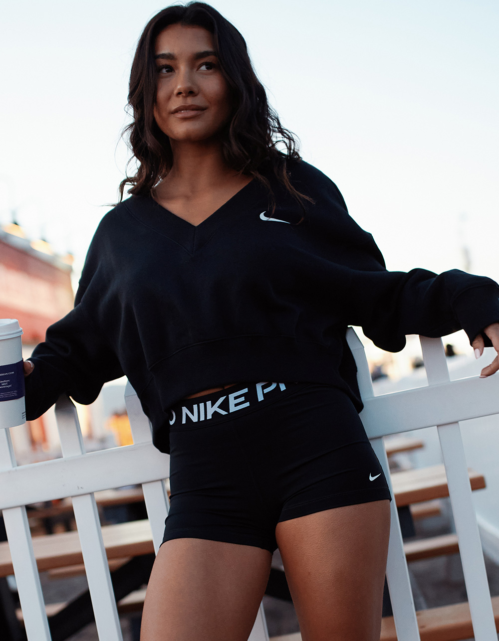 Nike Gym Vintage Womens Capri Sweatpants Sz M