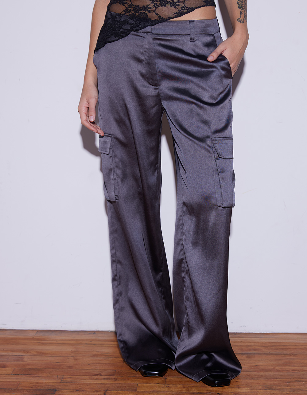 WEST OF MELROSE Womens Satin Cargo Pants