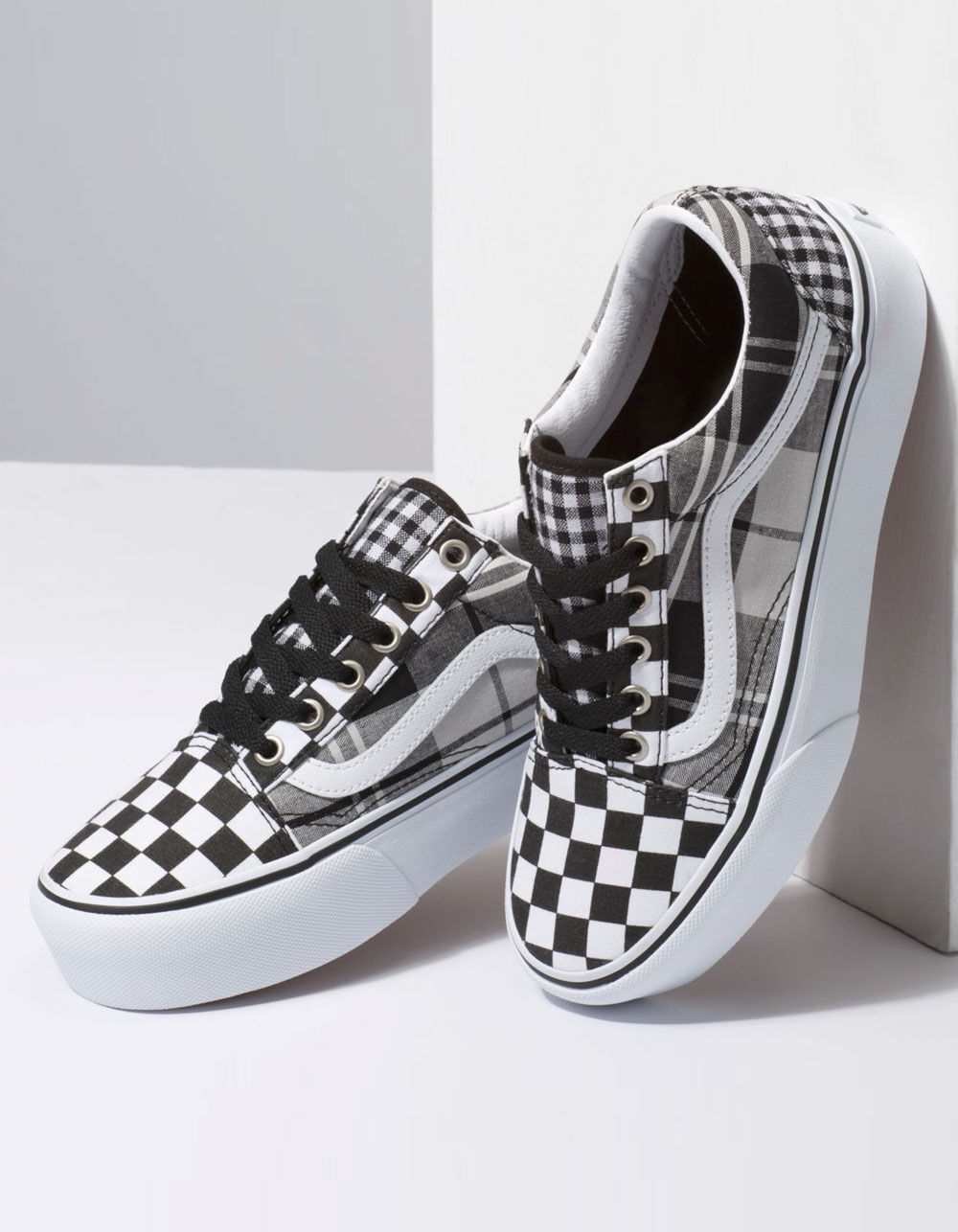 VANS Plaid Checkerboard Old Skool Platform Womens Shoes - BLACK/TRUE ...