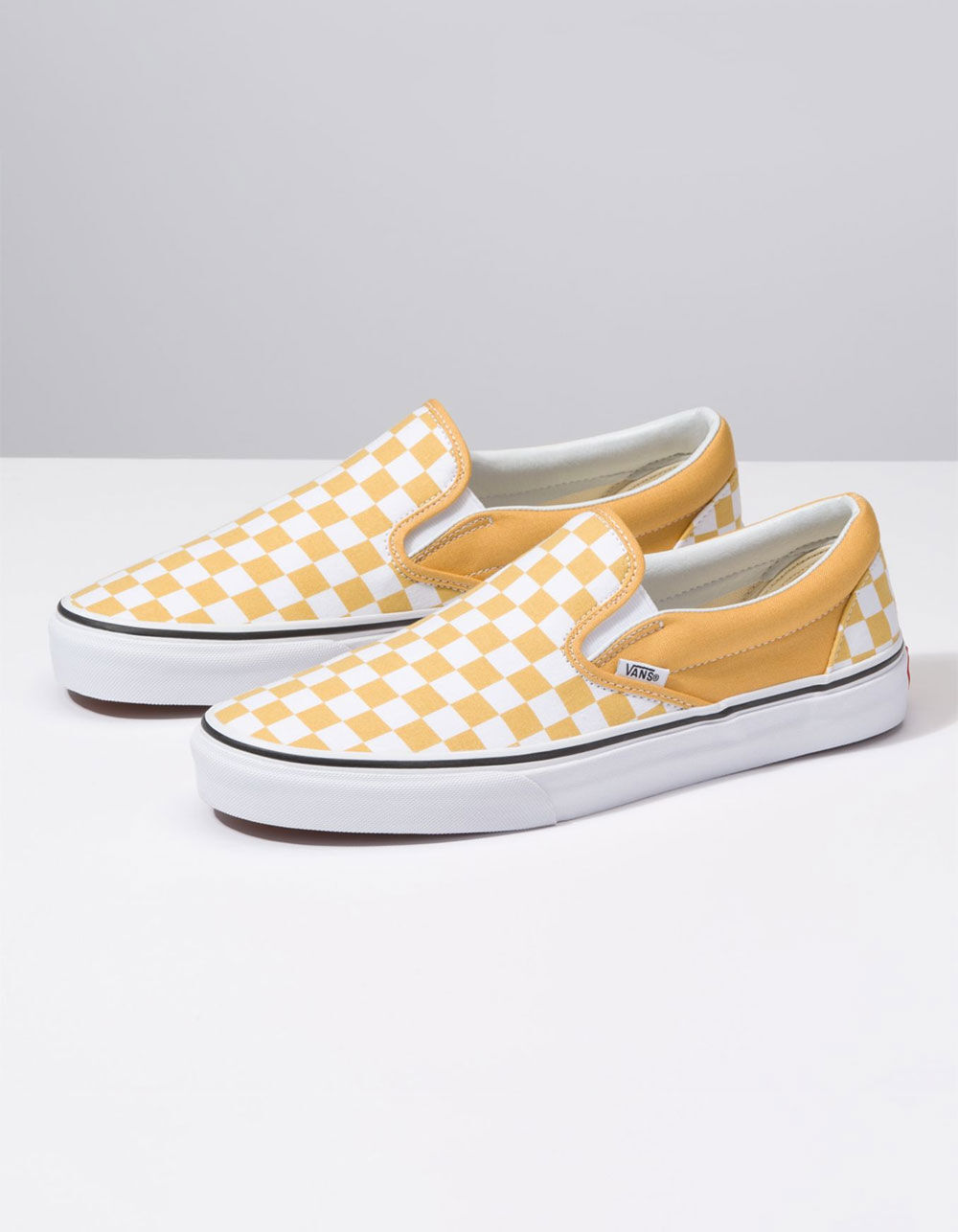 Vans Unisex Checkerboard Classic Slip-On Sneakers Yellow/White VN0A5JMH8LF US 4½
