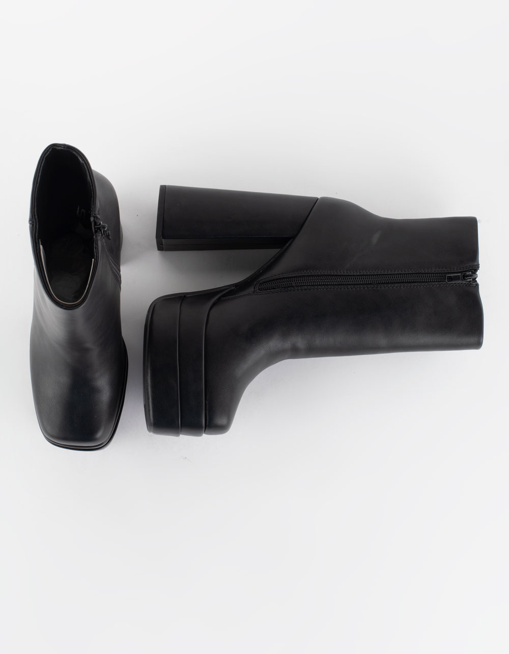 SODA Ferrero Womens Platform Boots - BLACK