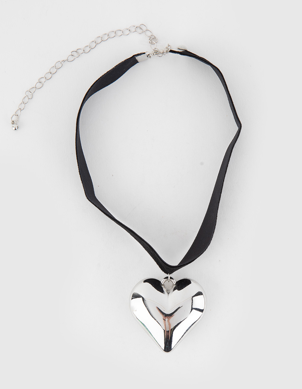 Nike Necklace – Pretty Girl Vibes Collection