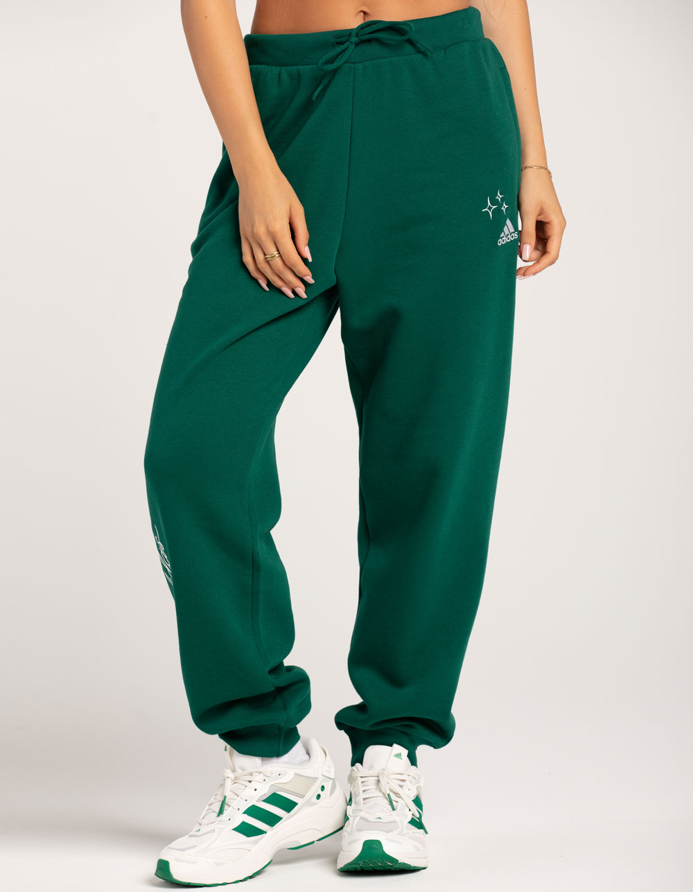 Alcis Women Olive Green Solid Slim Fit Track Pants (L): Buy Alcis Women  Olive Green Solid Slim Fit Track Pants (L) Online at Best Price in India |  Nykaa
