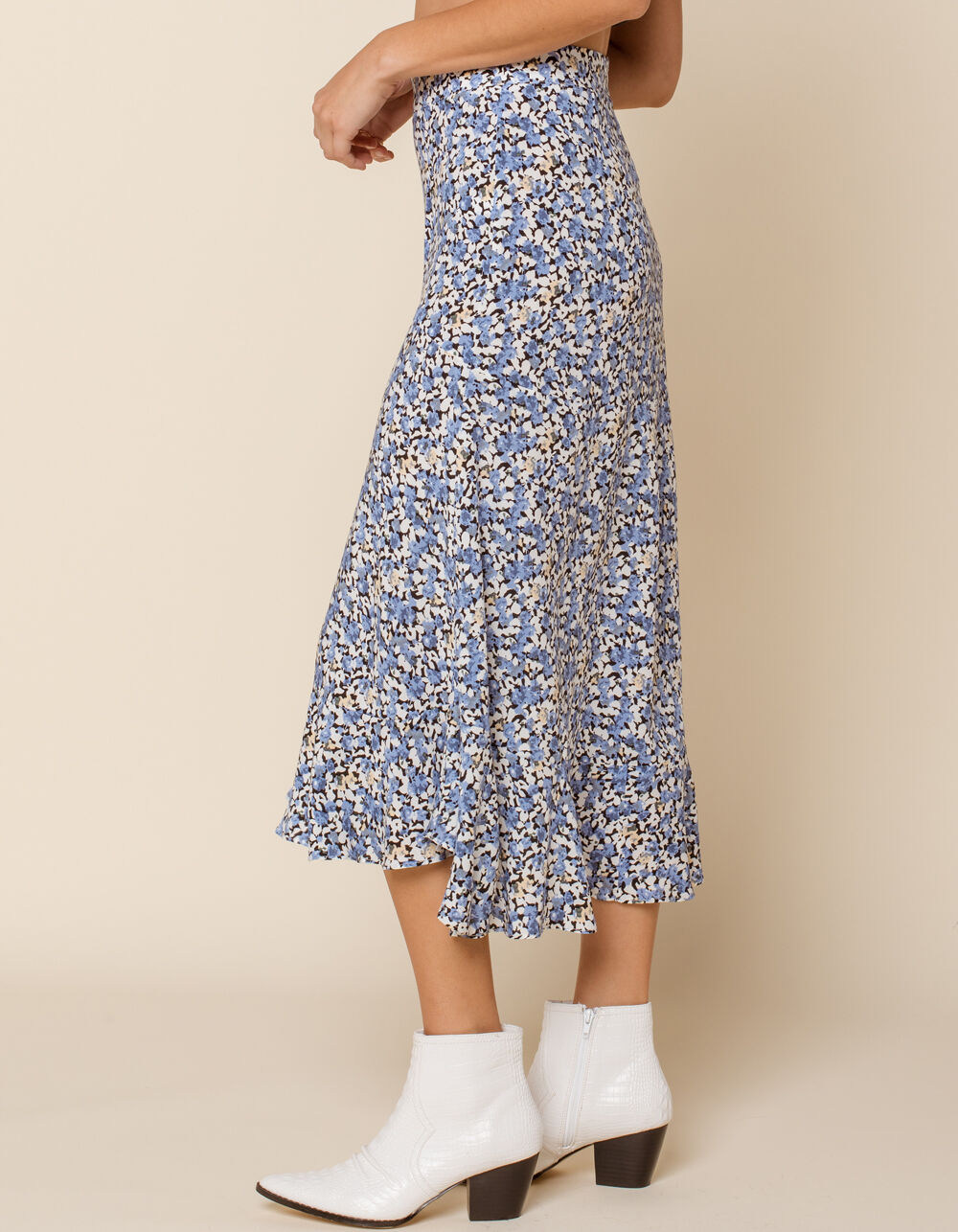 WEST OF MELROSE Whoops A Daisy Floral Midi Skirt - BLUE COMBO | Tillys