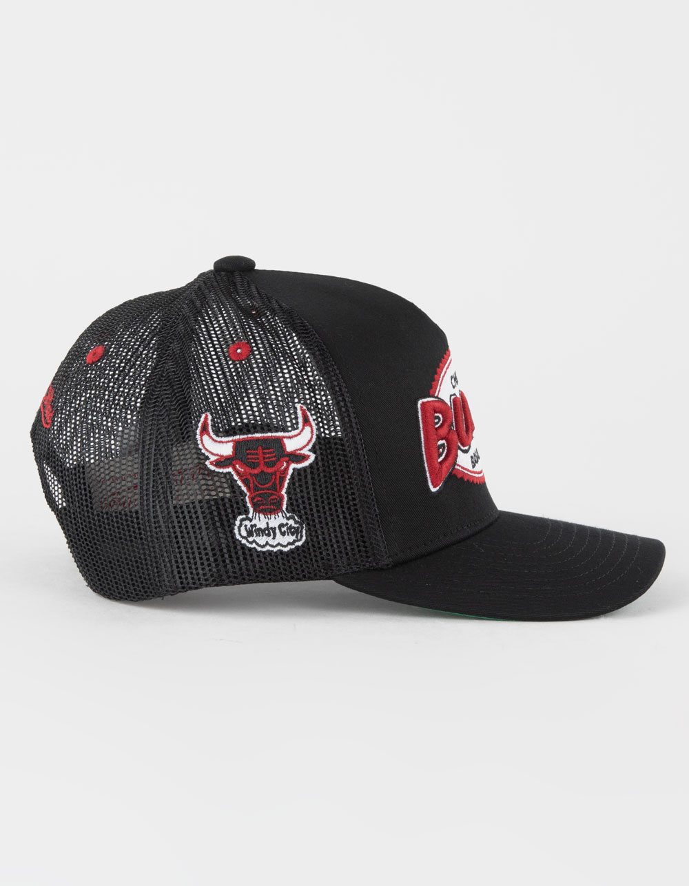 Mitchell & Ness Chicago Bulls Off White Trucker Snapback Hat Black