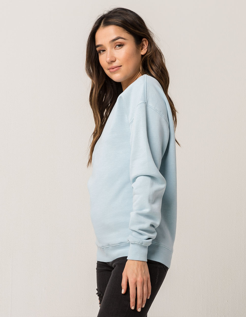 FULL TILT Essentials Womens Boyfriend Sweatshirt - LIGHT BLUE | Tillys