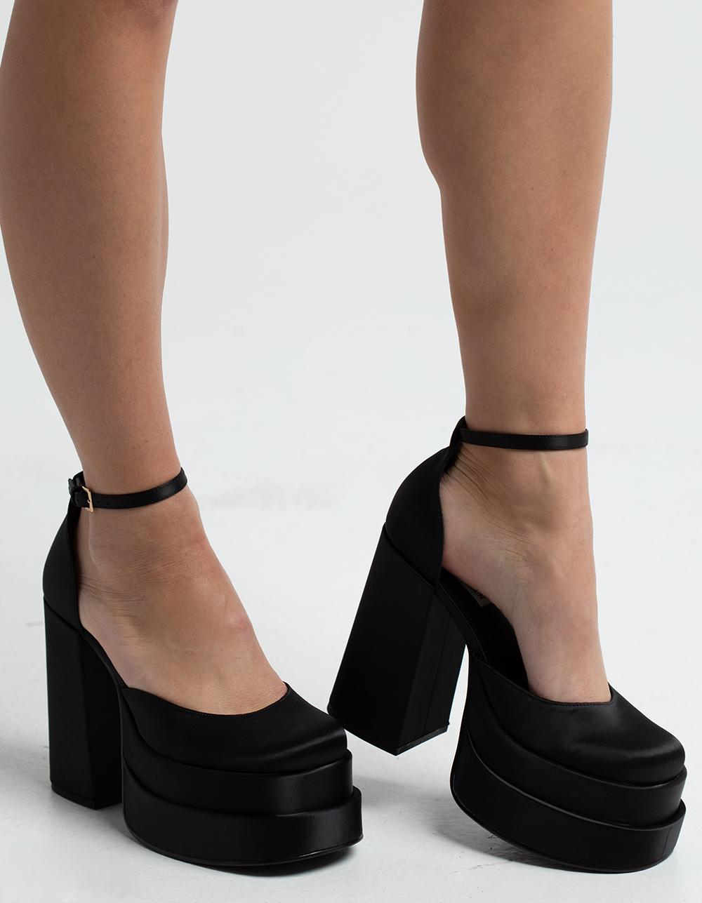MADDEN Platform Heels - BLACK Tillys