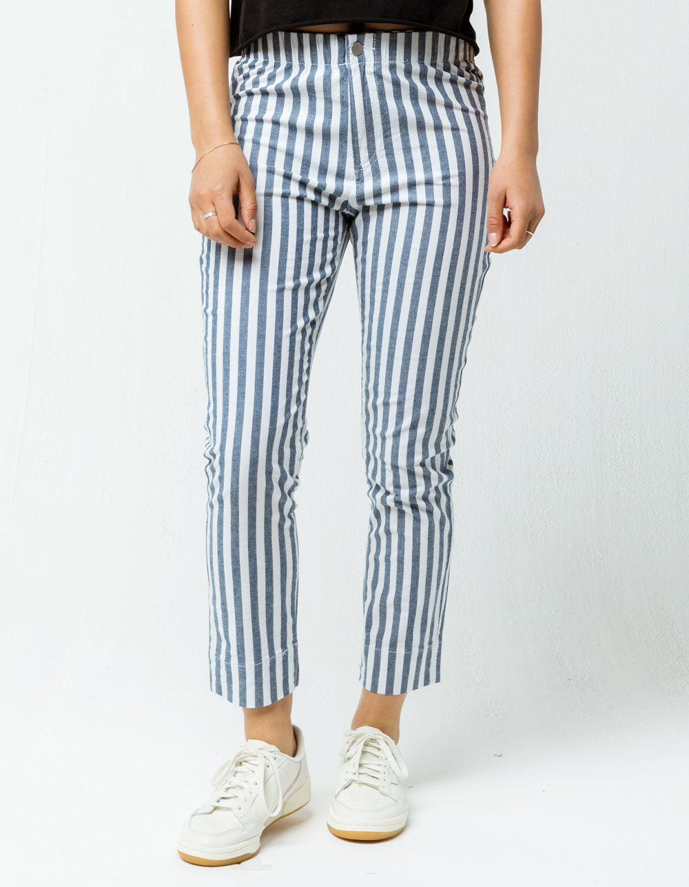 IVY & MAIN Stripe Womens Pants - BLUE/WHITE | Tillys