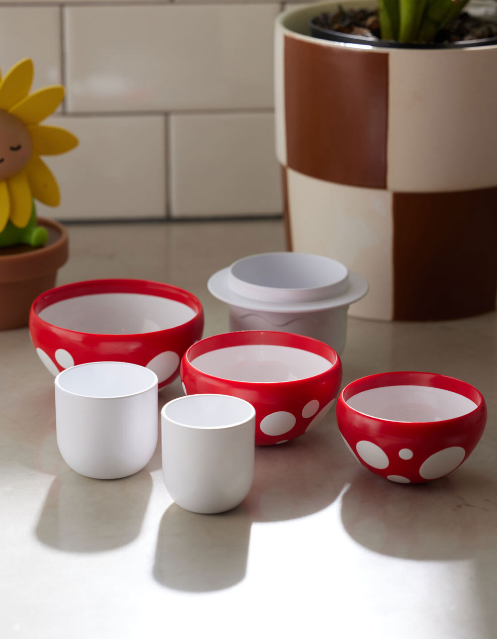 Fun Facts Measuring Cup  Fred & friends, Measuring cups, Cup