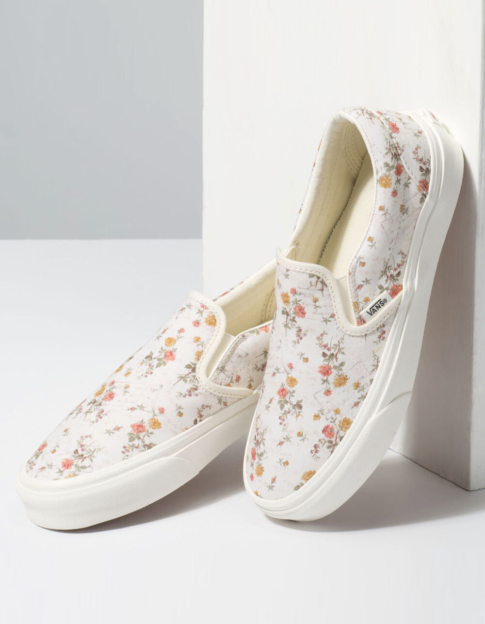 VANS SK8-Low Vintage Floral Marshmallow women skate shoes