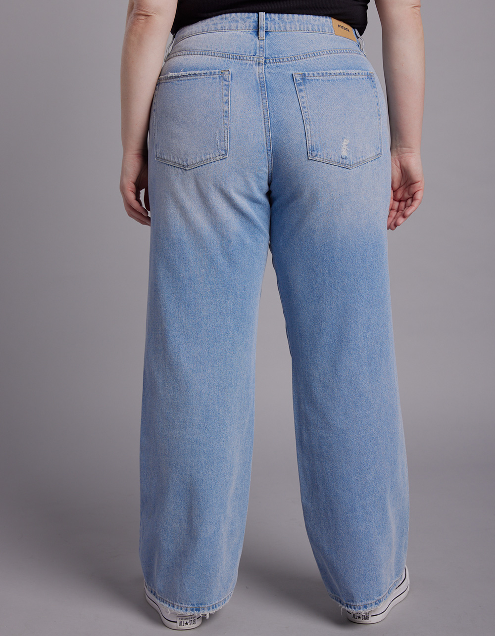 RSQ Womens High Rise Baggy Jeans - LIGHT WASH | Tillys