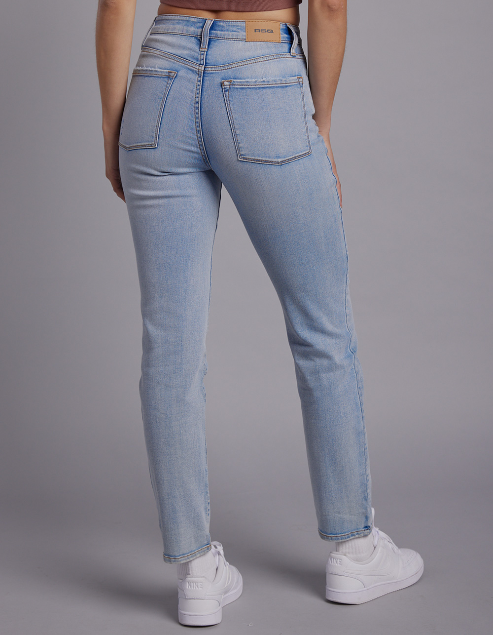 RSQ Womens Vintage Mom Jeans - LIGHT WASH