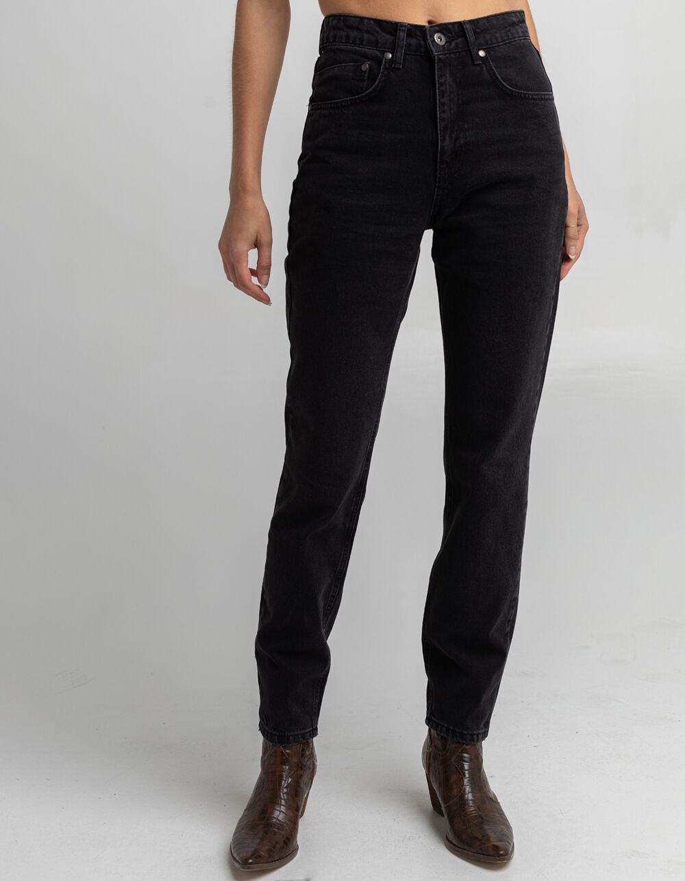 THE RAGGED PRIEST Cougar Mom Womens Jeans - WSHBK | Tillys