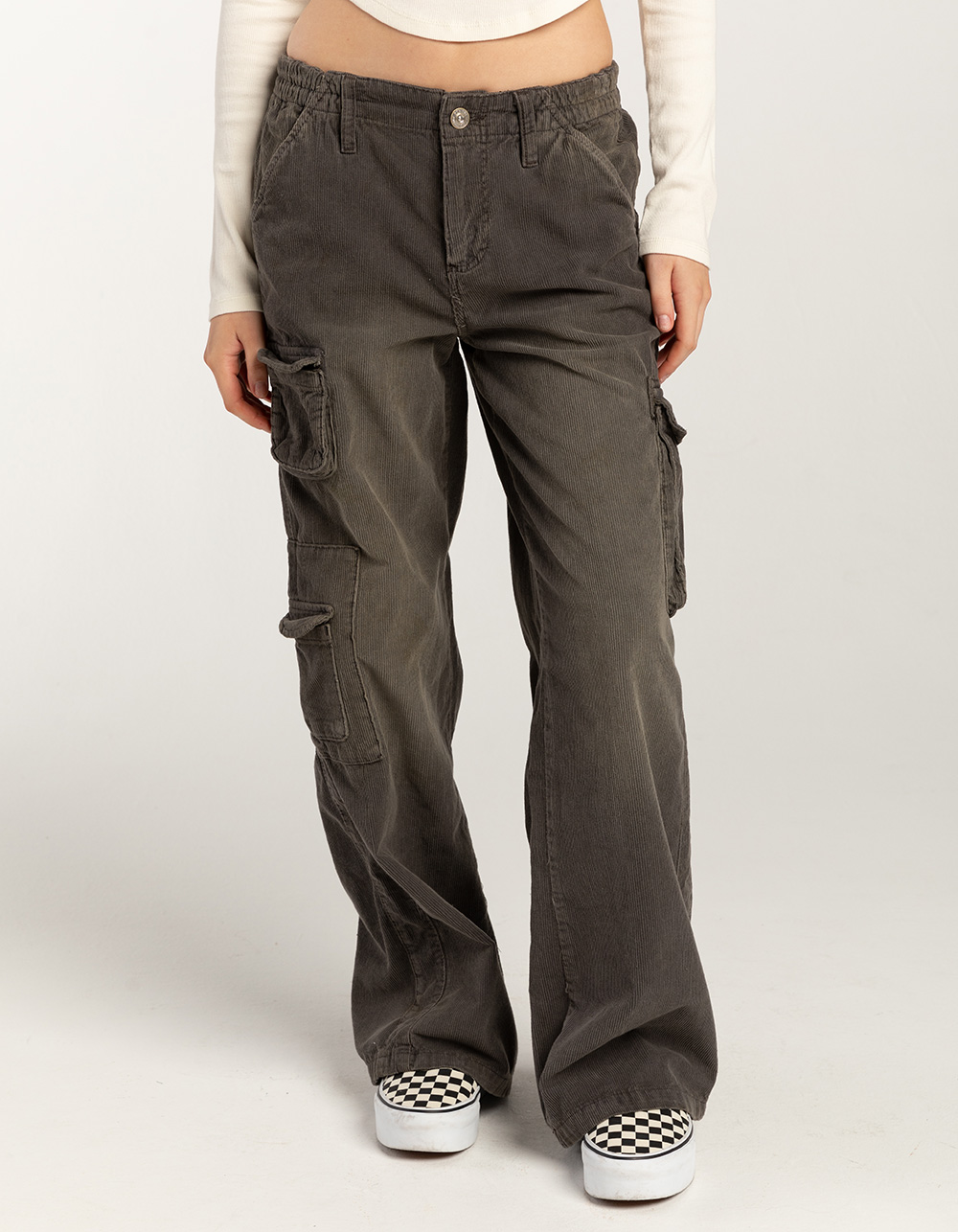Look: The Y2k-inspired Way To Style Dickies Work Pants
