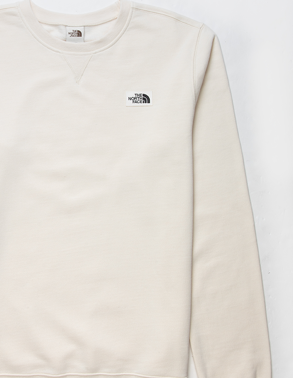 THE NORTH FACE Heritage Patch Mens Crewneck Sweatshirt - WHITE | Tillys