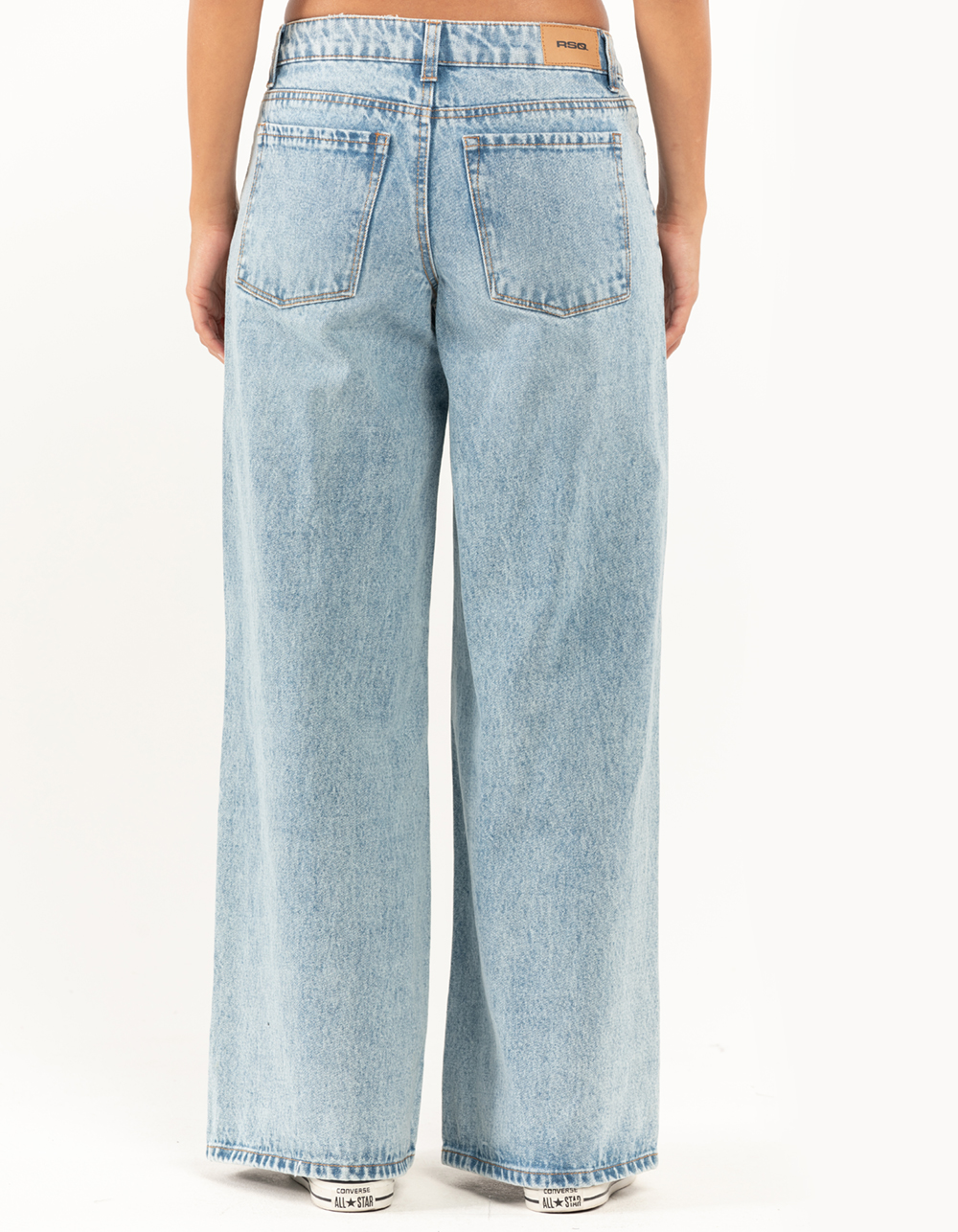 DKNY Women's Basic Essential Wide Leg Straight Jeans, Light WASH